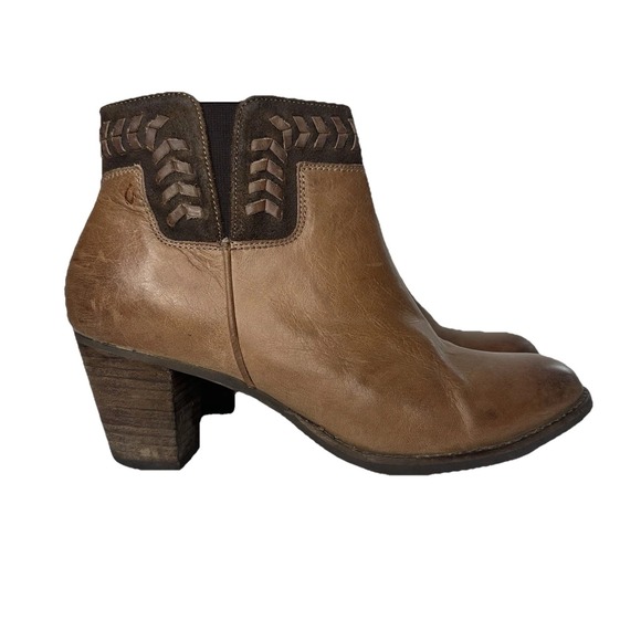 Olukai Kamahoi Boots Leather Ankle Boots Brown Side Zip Women's Size 9 - Picture 1 of 11